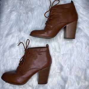 Perfect fall booties 🍂 size 8.5